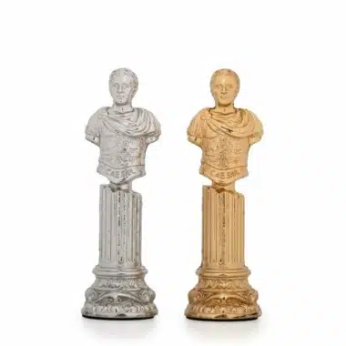 Alternative view of Jeu d'Echecs en Métal Plaqué Or et Argent Colonne Romaine