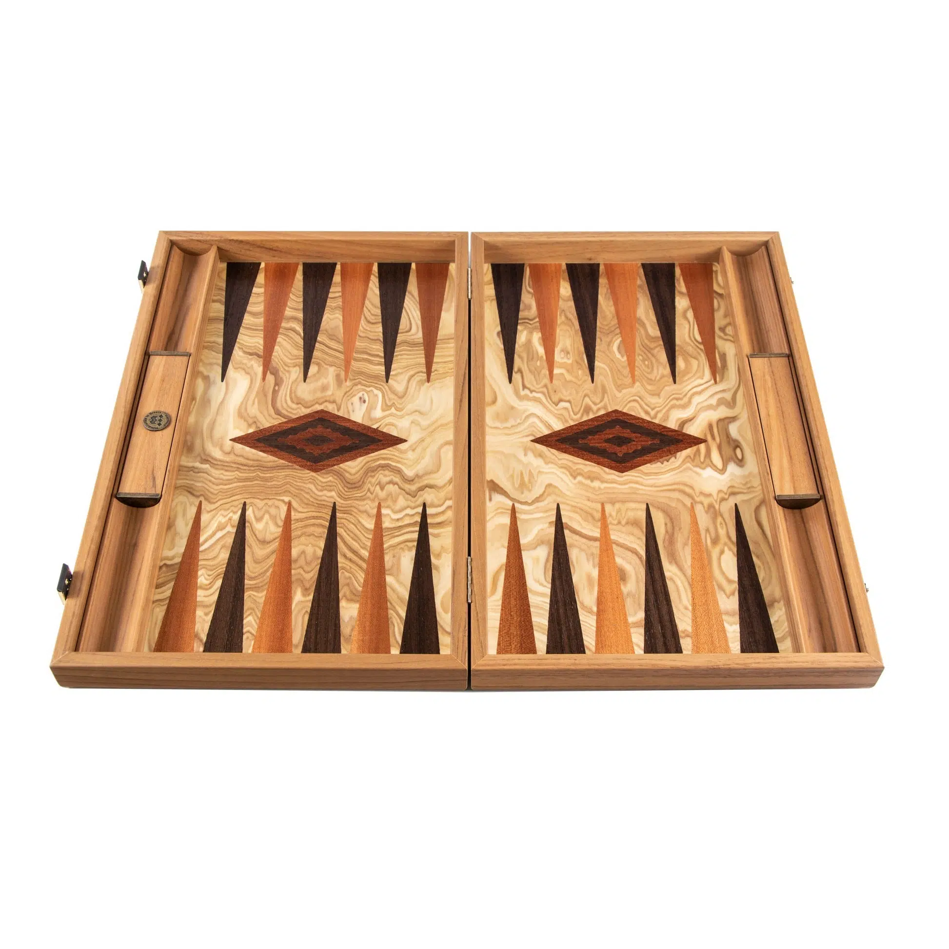 Backgammon en bois d'olivier ouvert, vue d'ensemble avec supports latéraux visibles