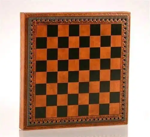 Ensemble Camelot Roi Arthur XII Echiquier avec Rangement et Jeu d'Echecs en Métal – Image 20