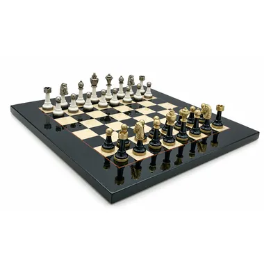 Ensemble Staunton Design IV avec échiquier en érable et pièces en bois et métal