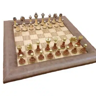 Ensemble Copa Cabana Echiquier en Bois et Cuir véritable et Jeu d'Echecs en Bois et Métal