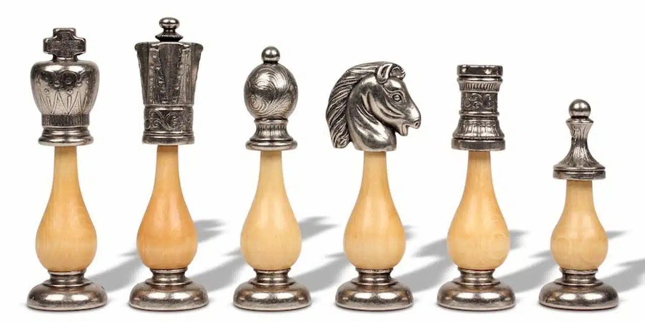 Jeu d'Echecs Arabic Style en Métal et Bois – Image 3
