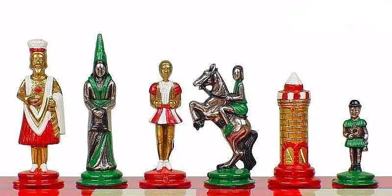 Ensemble Camelot Roi Arthur III Echiquier en Similicuir & Jeu d'Echecs en Métal Peint à la Main – Image 3