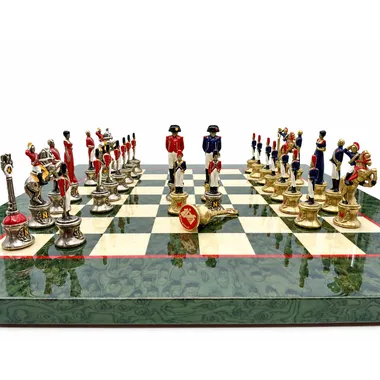 Pièces Napoléon III face à face sur l'échiquier, détail des armées peintes