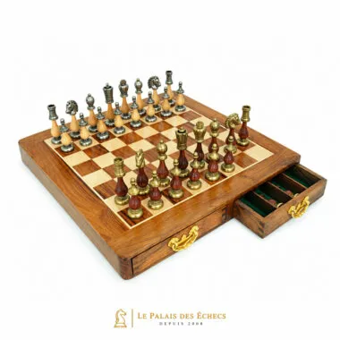 Ensemble Arabic Style III avec échiquier en bois ouvert et tiroir de rangement