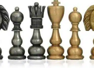 Jeu d'Echecs "Oriental XL" en Laiton Massif