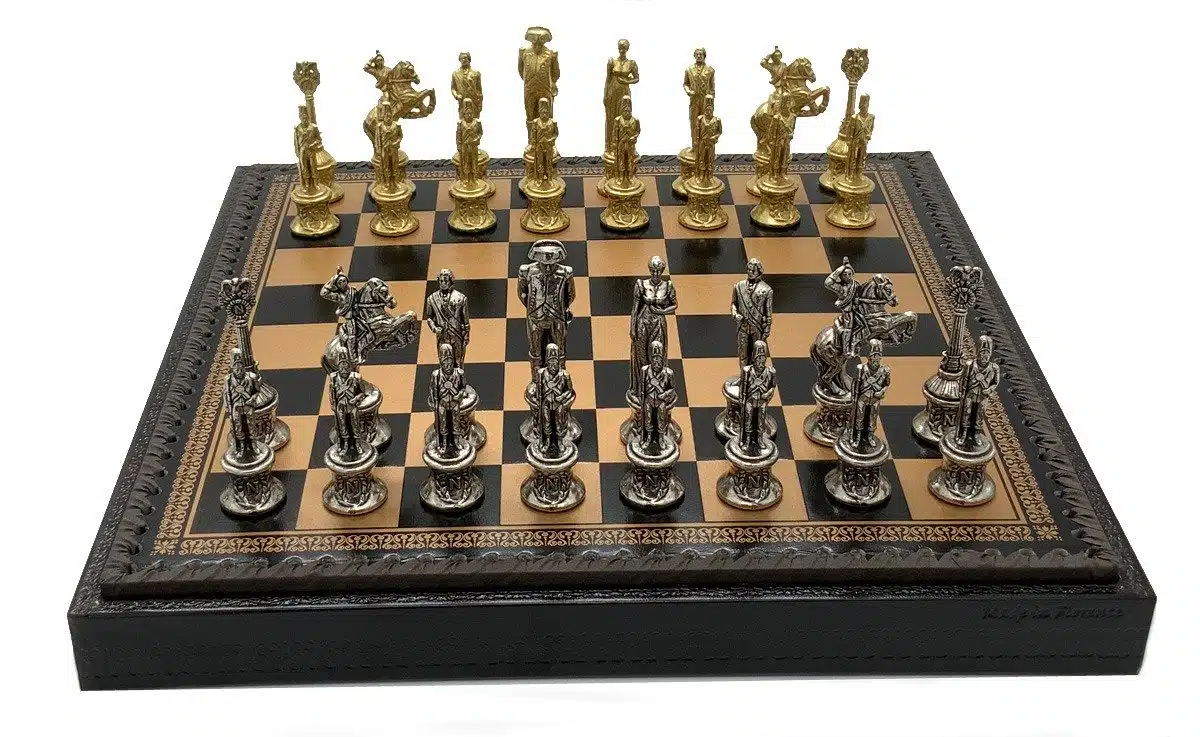 Ensemble Napoleon Echiquier en Similicuir & Jeu d'Echecs en Métal Massif
