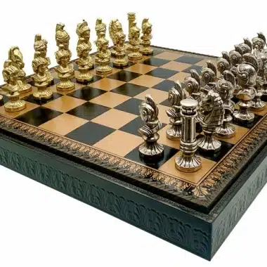 Ensemble Bustes Romains II Echiquier avec Rangement et Jeu d'Echecs en Métal