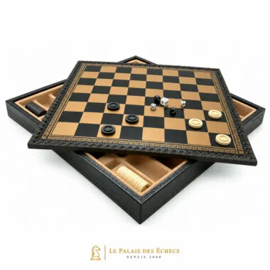 Coffret ouvert montrant le compartiment de rangement et les pions de jacquet