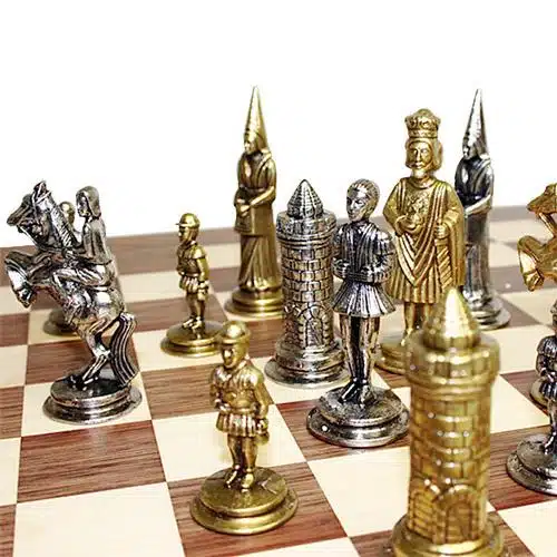 Ensemble Camelot Roi Arthur I Echiquier en Bois de Rose & Jeu d'Echecs en Métal Massif – Image 3