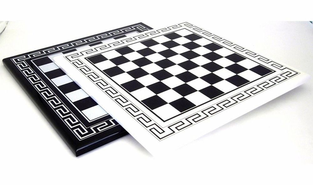 Ensemble "Empire Romain III" Echiquier Grec en Bois Massif Blanc & Jeu d'Echecs en Métal Massif