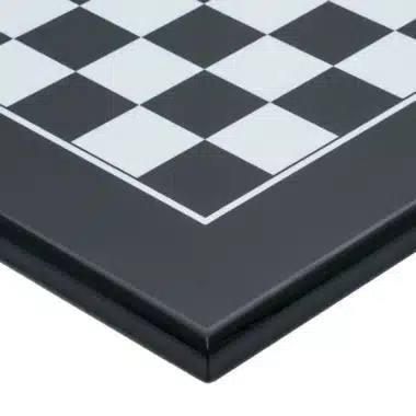 Échiquier laqué, détail d'un coin montrant les cases noires et blanches