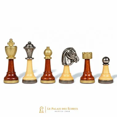 Pièces d'échecs Classic XIV en métal doré et argenté avec socles en bois