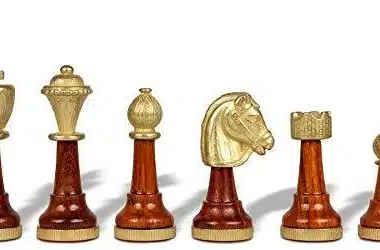 Alternative view of Jeu d'Echecs Classic II en Bois et Métal Massif