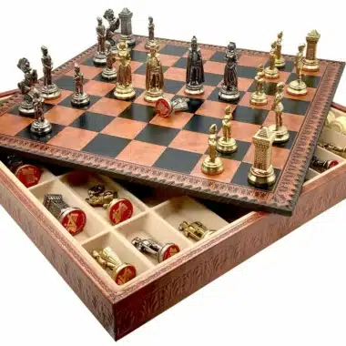 Alternative view of Ensemble Mary Stuart VII Echiquier avec Rangement et Jeu d'Echecs en Métal