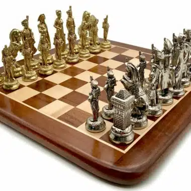 Figurines Jeu d'Echecs Napoleon en Metal et Echiquier en Bois d'Erable et de Rose Doré