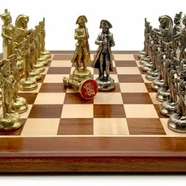 Figurines Jeu d'Echecs Napoleon en Metal et Echiquier en Bois d'Erable et de Rose Doré – Image 2
