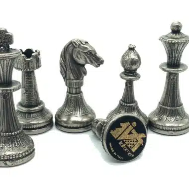 Ensemble Mignon Flower X Echiquier en Bois et Jeu d'Echecs en Métal – Image 7