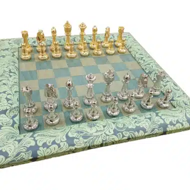 Ensemble Classic Flower 7 complet avec échiquier en bois et cuir et pièces dorées/argentées