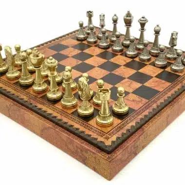 Ensemble Staunton Mix VI Echiquier Brun avec Rangement et Jeu d'Echecs en Métal