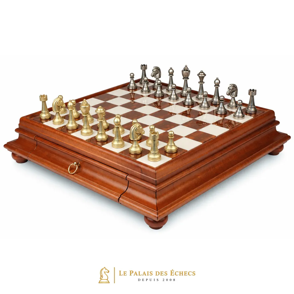 Ensemble Staunton Mix IV sur coffret en bois avec pièces métal doré et argenté