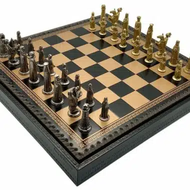 Ensemble Médieval V Echiquier en Similicuir & Jeu d'Echecs en Métal Massif