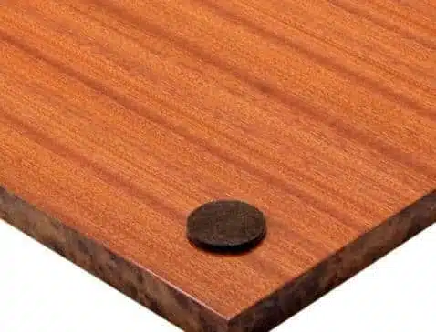 Ensemble Classic XVII Echiquier en Bois d'Orme et de Bruyère et Pièces d'Echecs en Bois de Rose Doreé – Image 9