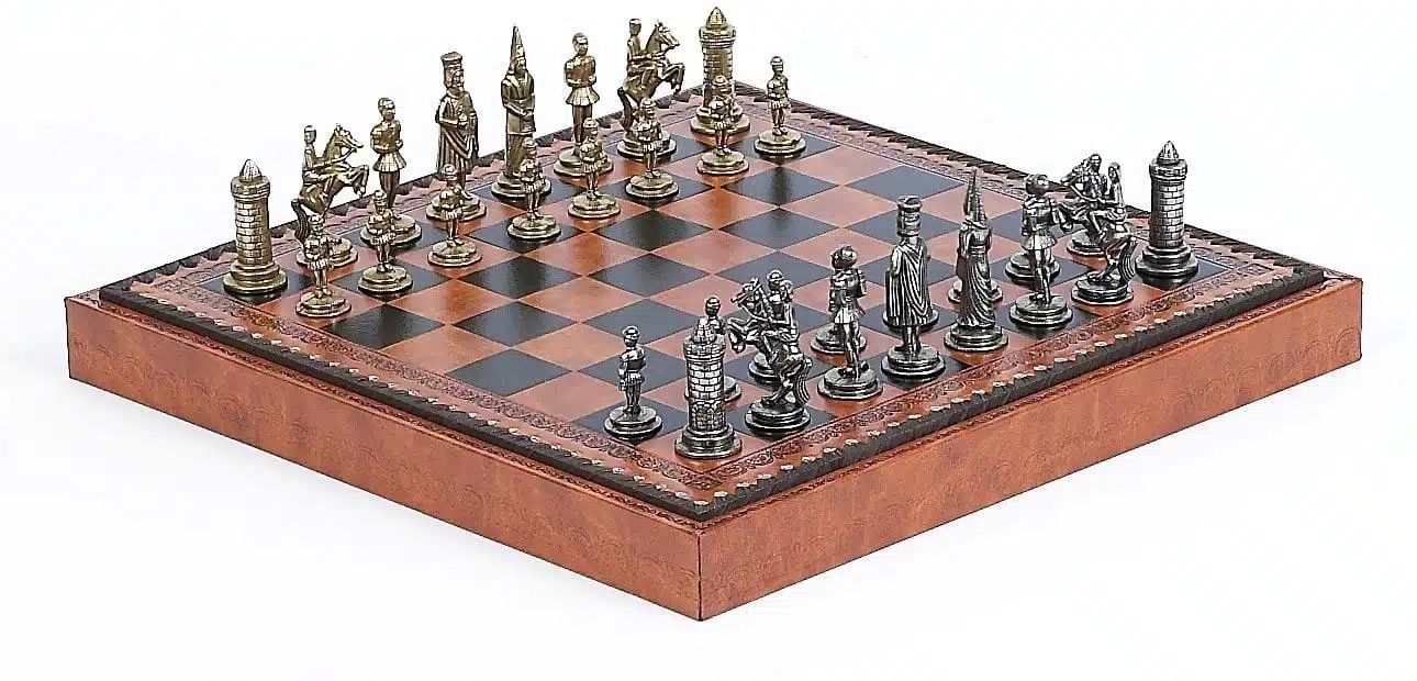 Ensemble Camelot Roi Arthur XII Echiquier avec Rangement et Jeu d'Echecs en Métal