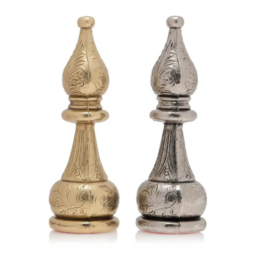 Ensemble Flowered IIII Echiquier en Cuir Véritable et Jeu d'Echecs en Métal – Image 17