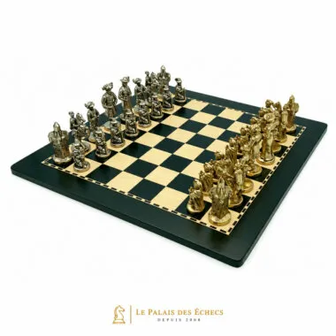 Échiquier en bois et pièces métalliques Lanzichenecchi III installées et prêtes à jouer
