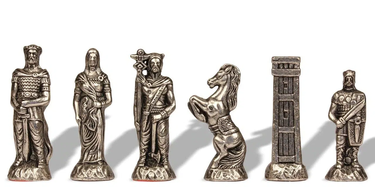 Ensemble Romains vs Barbares VII Echiquier en Similicuir avec Rangement et Figurines en Métal – Image 5