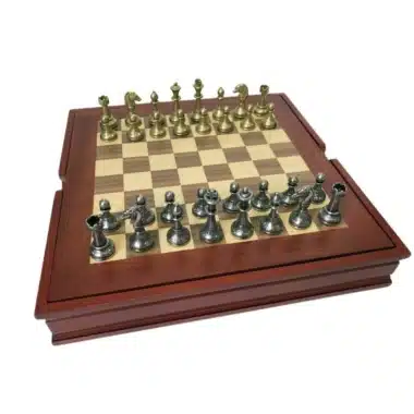 Ensemble Mignon Flower XI Echiquier avec Rangement en Bois de Noyer et Erable et Jeu d'Echecs en Métal