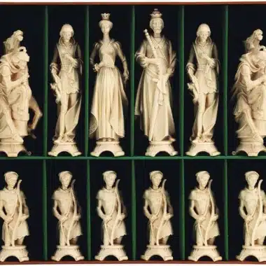 Jeu d'Echecs "Renaissance Bruni et Poli à la Cire" en Bois des Alpes Massif Sculpté Traditionnellement
