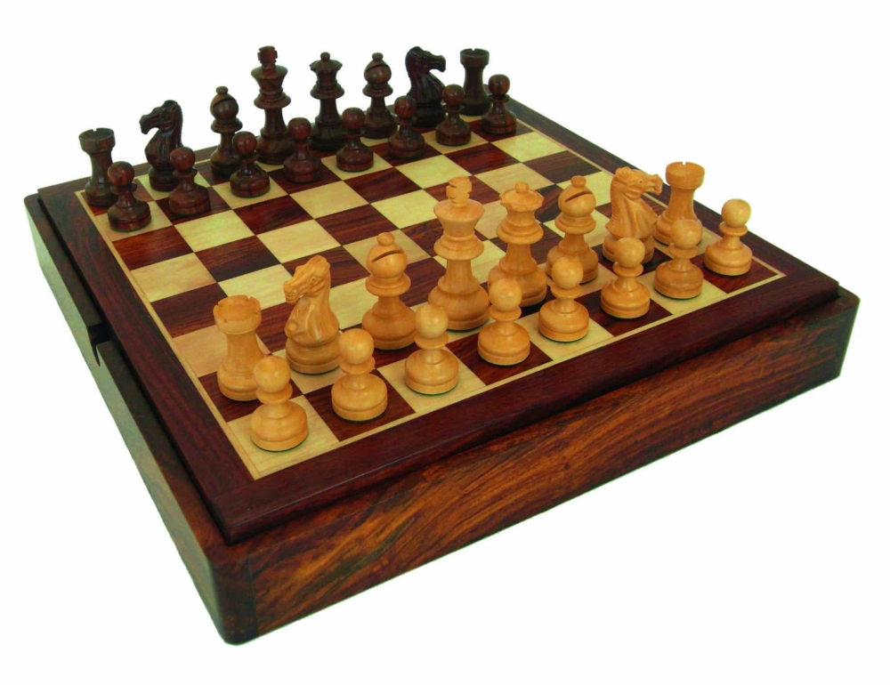 Ensemble "Classic VIII" Echiquier en Bois de Rose Doré avec Rangement Intégré & Jeu d'Echecs en Bois de Rose Doré