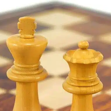 Ensemble Championship II Echiquier en Bois d'Acajou et d'Erable, Jeu d'Echecs en Bois de Buis et Buis Ebonisé &  Coffret de Rangement en Bois de Bouleau – Image 6