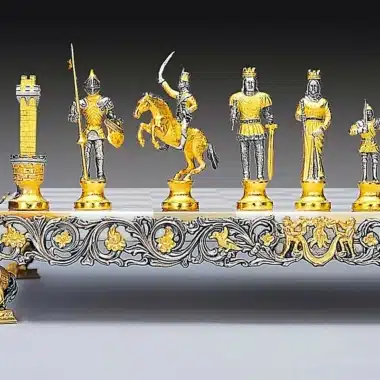 Ensemble "Charlemagne Empereur du Saint Empire Romain" Echiquier et Jeu d'Echecs en Bronze, Onyx et Or 24 Carats