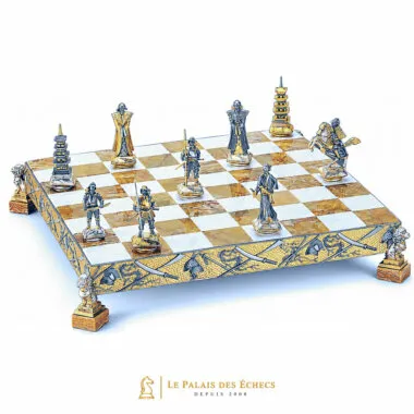 Ensemble "Samourai Bataille de Nagashino" Echiquier et Jeu d'Echecs en Bronze, Onyx et Or 24 Carats