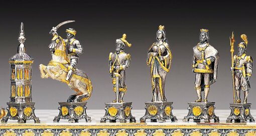 Ensemble "Soldats du Vatican vs Soldats de l'Etat" Echiquier et Jeu d'Echecs en Bronze, Onyx et Or 24 Carats