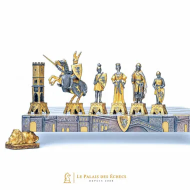 Ensemble "Vénétie Médiévale" Echiquier et Jeu d'Echecs en Bronze, Onyx et Or 24 Carats