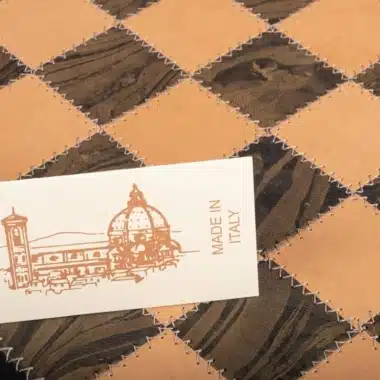 Ensemble Staunton Fantasy XL 2 Echiquier en Cuir Véritable & Jeu d'Echecs en Laiton et Bois Plaqué Or et Argent – Image 21