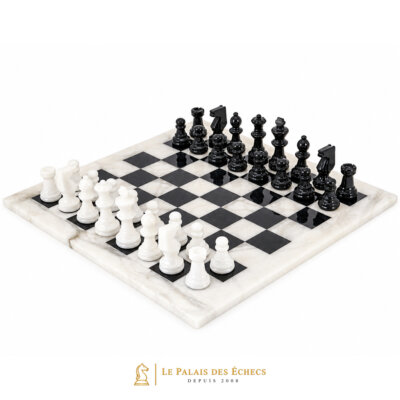 Set Schwarz und Weiß Schachbrett und Schachspiel aus Volterra-Alabaster
