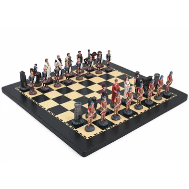Ensemble Bataille de Troie, jeu d'échecs en étain sur échiquier en bois vue d'ensemble