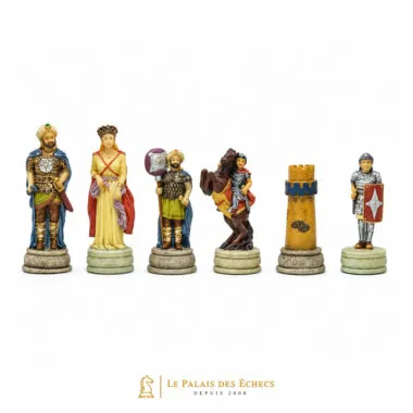 Pièces d'échecs en résine Empire Byzantin vs Califats Arabes alignées