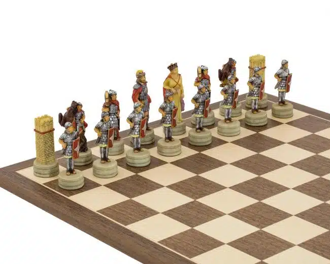 Jeu d'Echecs en Résine Empire Byzantin vs Califats Arabes – Image 6