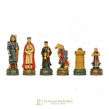 Jeu d'échecs Camelot en résine, pièces alignées d'un camp face à l'autre