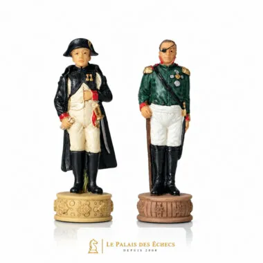 Rois figurant Napoléon et un officier, détail des pièces principales