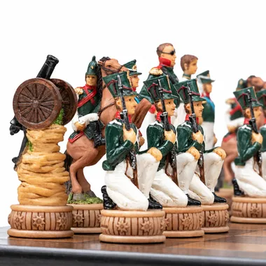 Détail des pièces en résine, canon et cavalier à cheval peints à la main