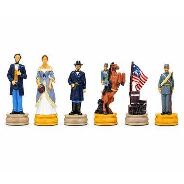 Pièces d'échecs peintes représentant les personnages de la guerre de Sécession