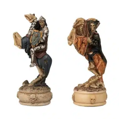 Ensemble Mort-Vivant IV Echiquier en Bois d'Erable Noir et Jeu d'Echecs en Résine Peint à la Main – Image 8