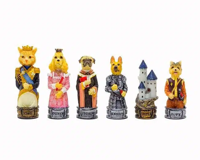 Jeu d'Echecs en Résine "Chiens vs Chats"
